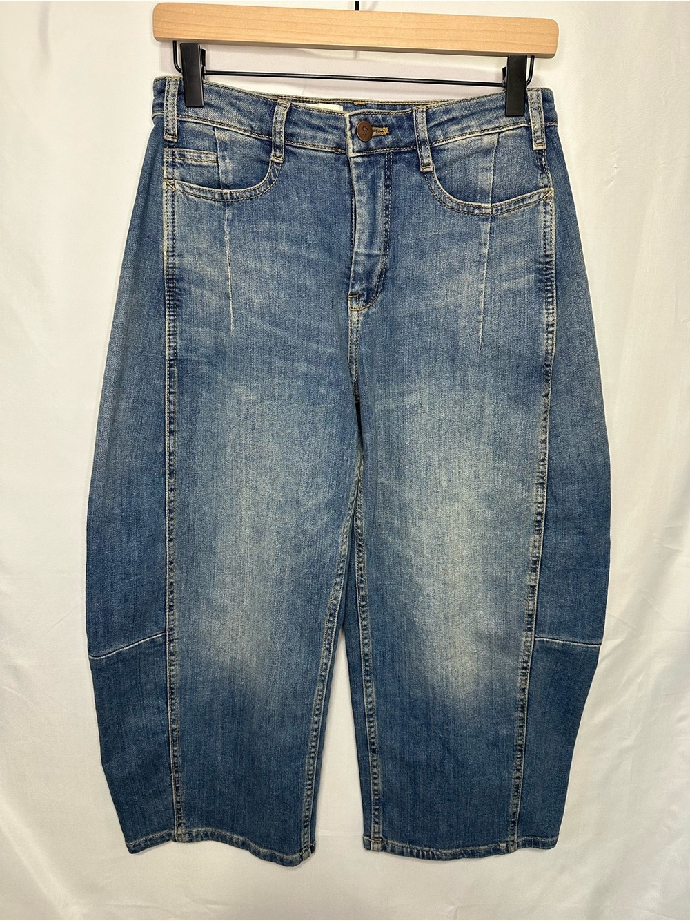 Pilcro Anthropologie High Rise Barrel Jean Crop 25P